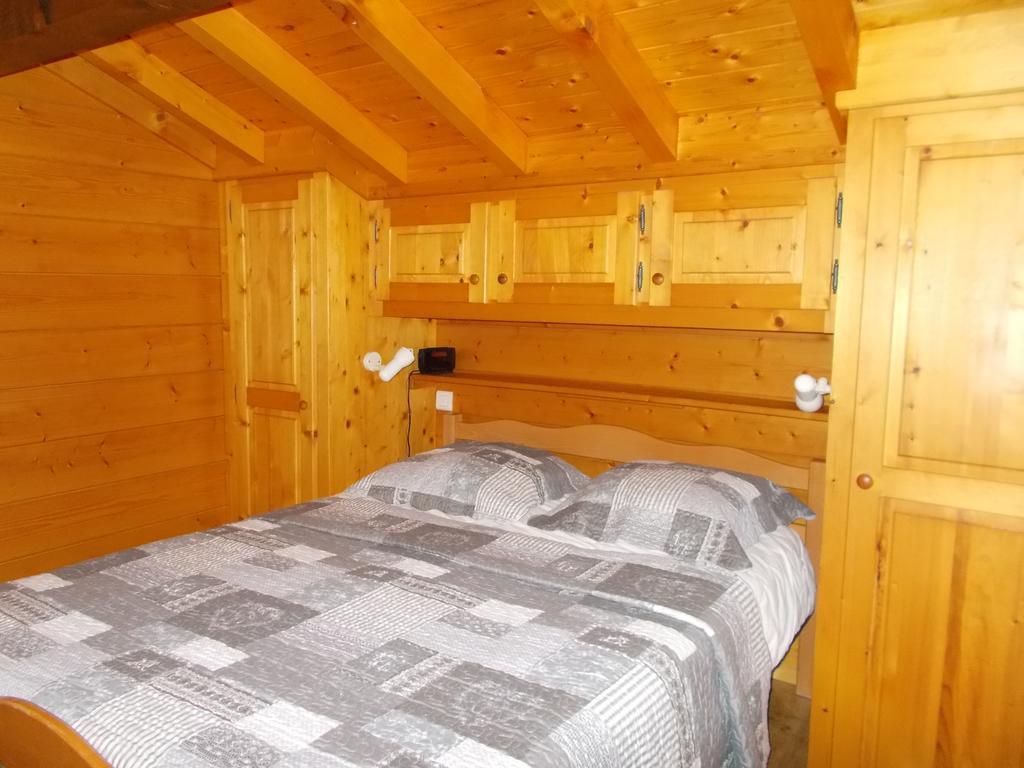Chalet Jonquille Les Gets Room photo